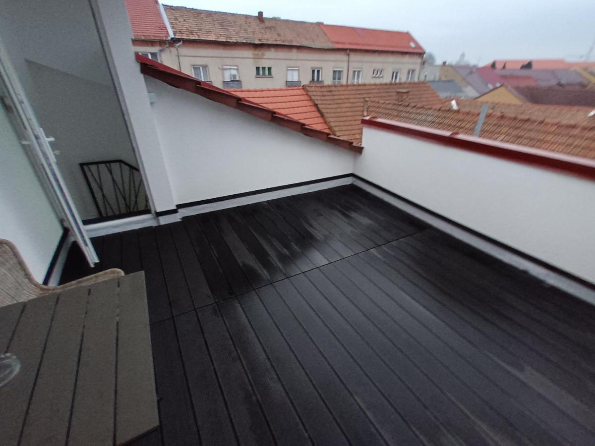 Old Town Studio Apartments Baia Mare Eksteriør billede