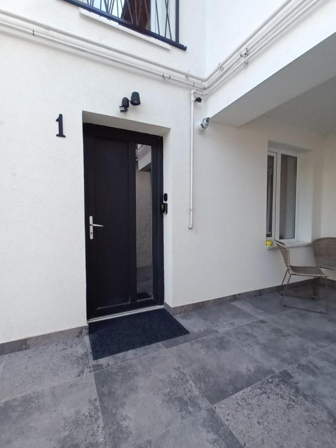 Old Town Studio Apartments Baia Mare Eksteriør billede