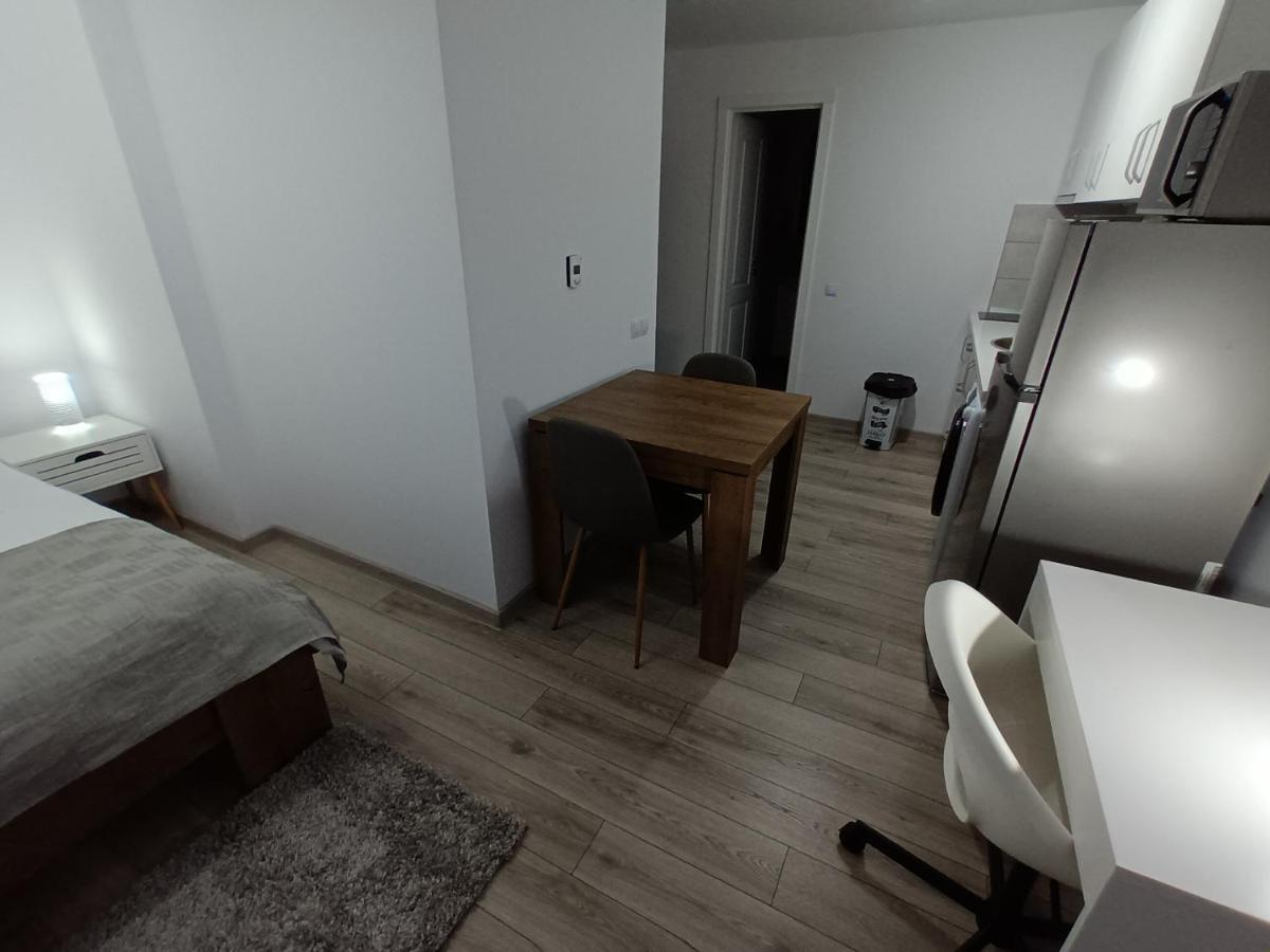 Old Town Studio Apartments Baia Mare Eksteriør billede